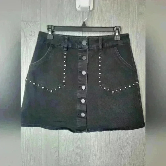 Jolt Dresses & Skirts - ♡Jolt black jean studded skirt. Size 7/28 has stretch. C-7